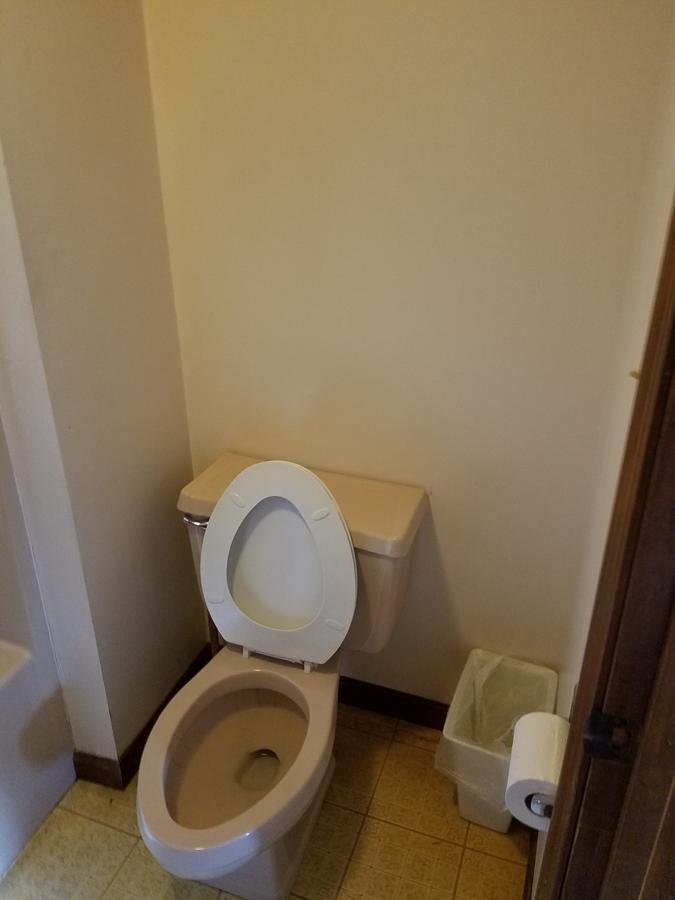 Midwest Inn Paoli Bagian luar foto